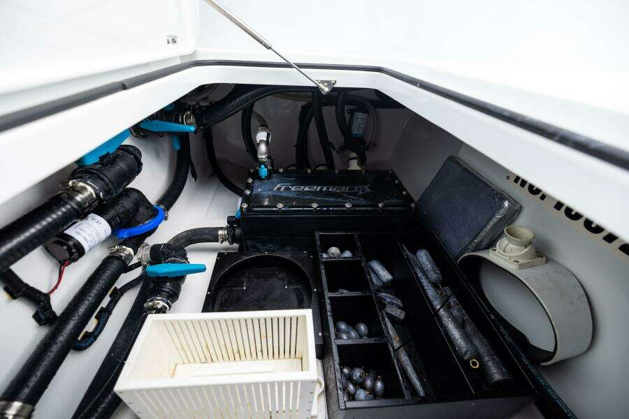BADFISH 42ft Freeman Yacht For Sale