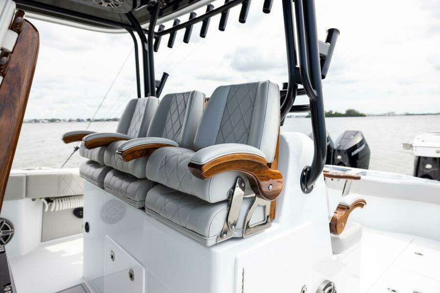 BADFISH 42ft Freeman Yacht For Sale