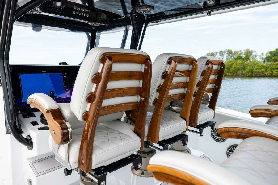 BADFISH 42ft Freeman Yacht For Sale