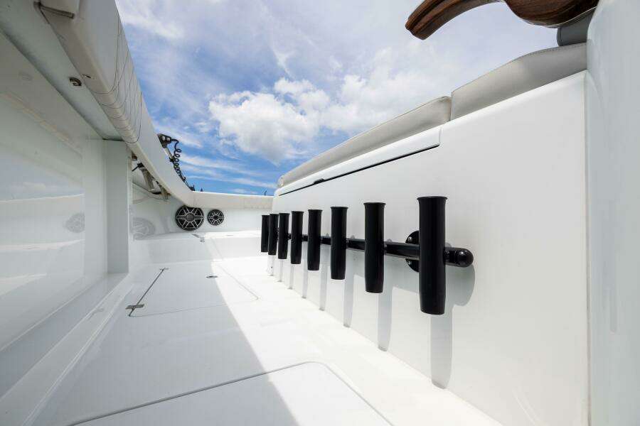 BADFISH 42ft Freeman Yacht For Sale