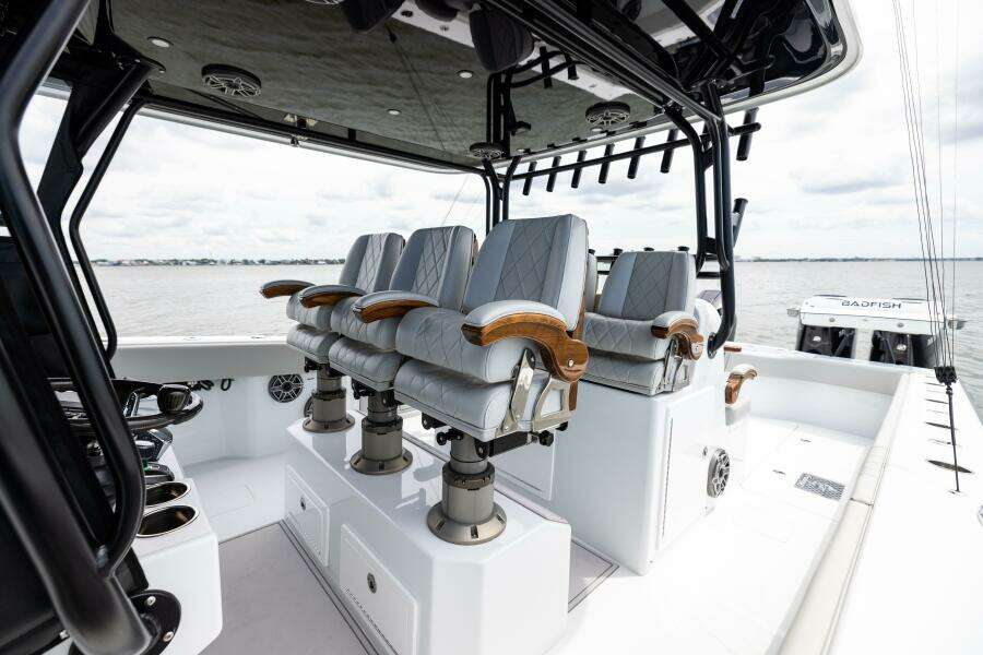 BADFISH 42ft Freeman Yacht For Sale