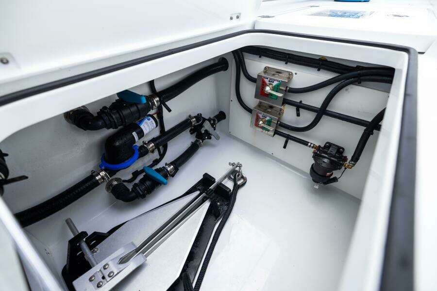 BADFISH 42ft Freeman Yacht For Sale