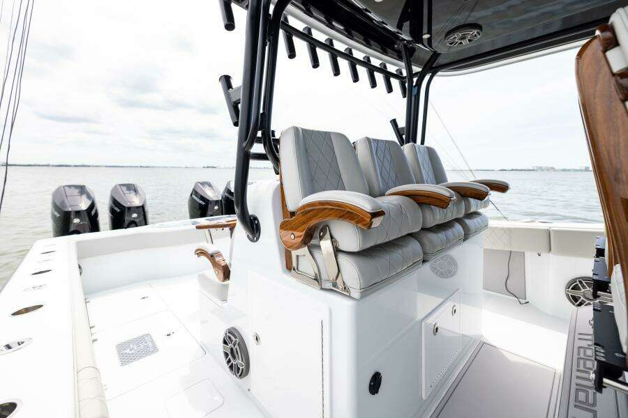 BADFISH 42ft Freeman Yacht For Sale