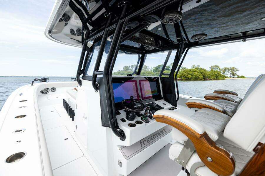 BADFISH 42ft Freeman Yacht For Sale