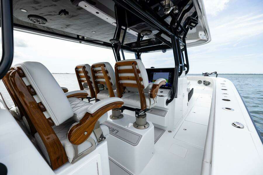 BADFISH 42ft Freeman Yacht For Sale