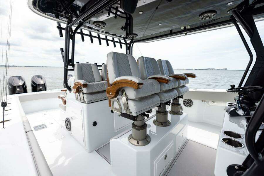 BADFISH 42ft Freeman Yacht For Sale