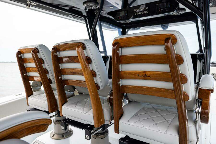 BADFISH 42ft Freeman Yacht For Sale
