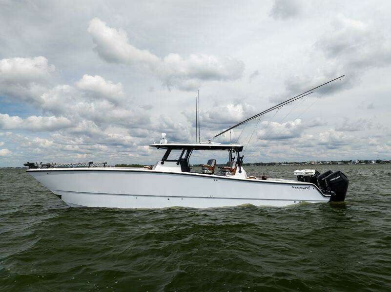 BADFISH 42ft Freeman Yacht For Sale