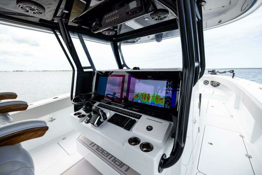 BADFISH 42ft Freeman Yacht For Sale