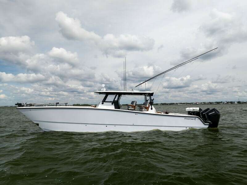 BADFISH 42ft Freeman Yacht For Sale