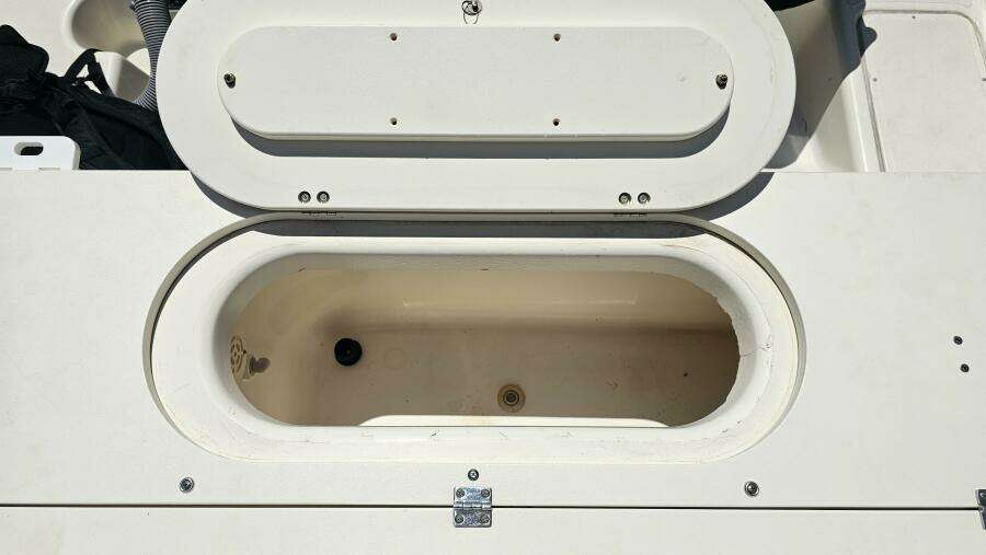 Less Worries 30ft Pursuit Yacht For Sale