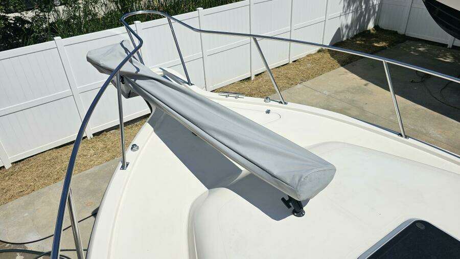 Less Worries 30ft Pursuit Yacht For Sale