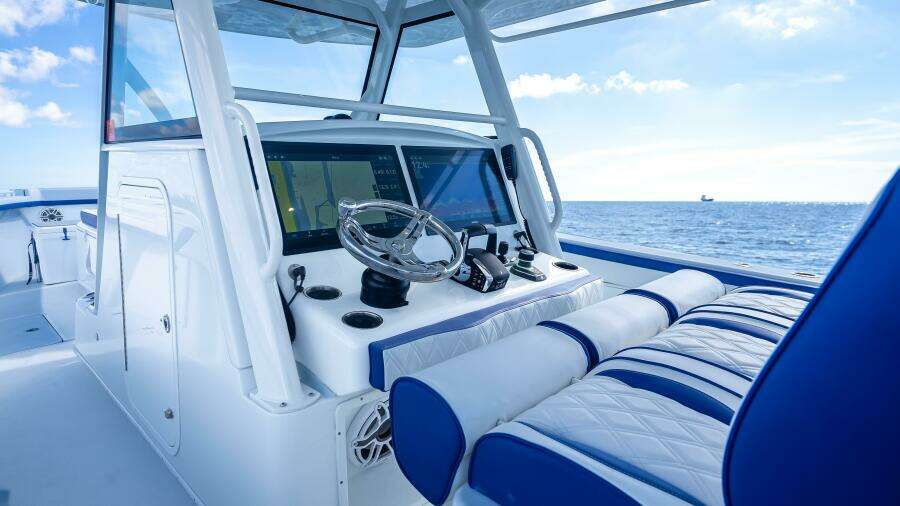 39ft Yellowfin Yacht For Sale