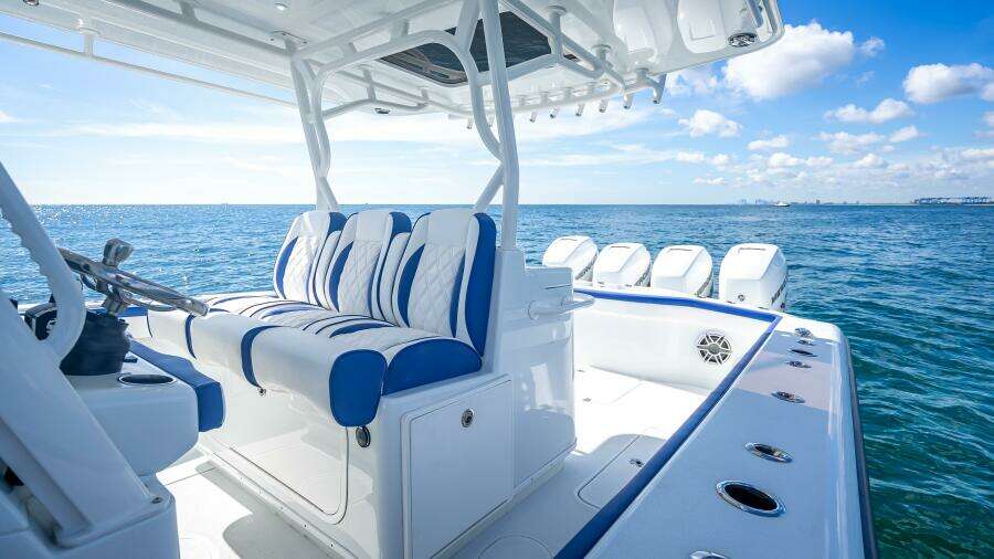 39ft Yellowfin Yacht For Sale