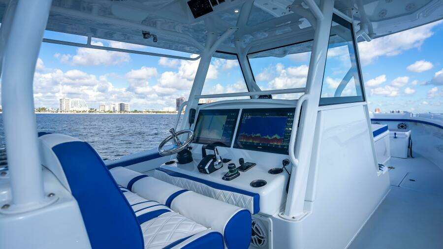 39ft Yellowfin Yacht For Sale