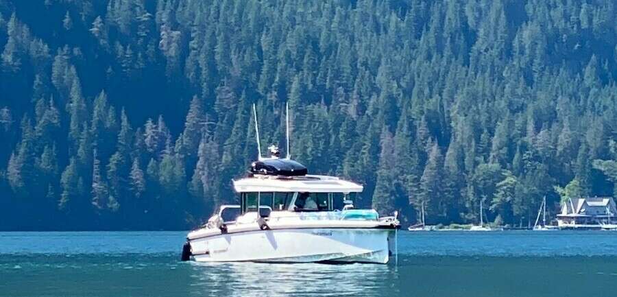 37ft Axopar Yacht For Sale
