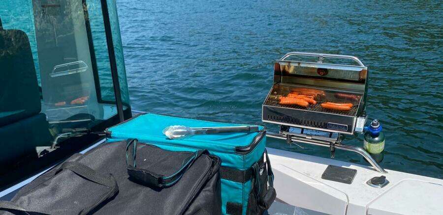 37ft Axopar Yacht For Sale