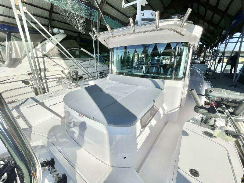 37ft Axopar Yacht For Sale