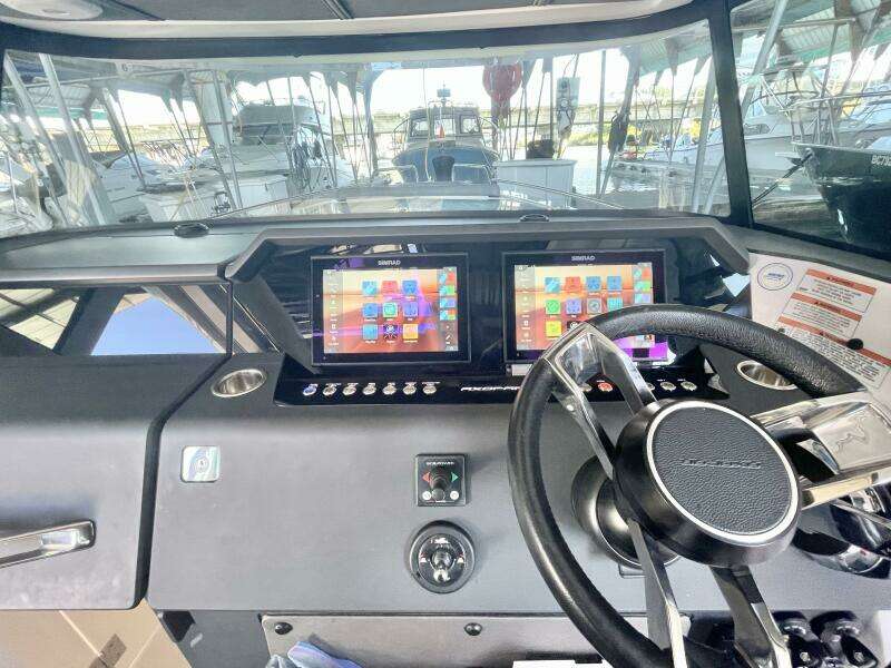 37ft Axopar Yacht For Sale
