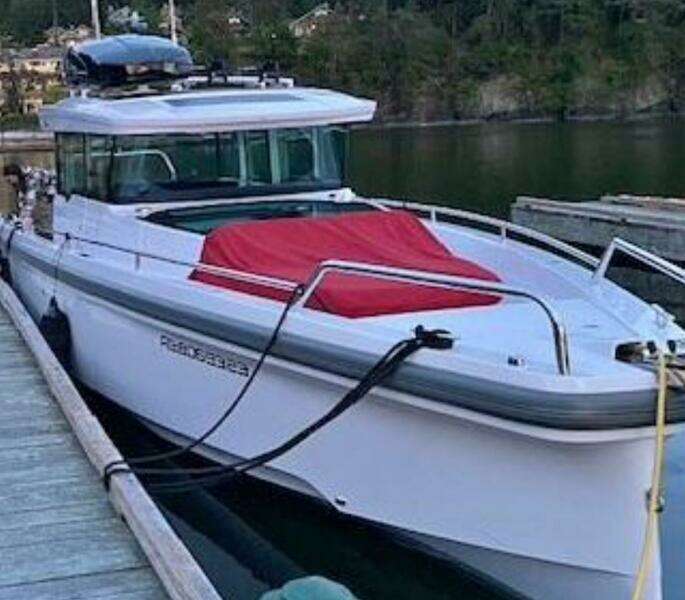 37ft Axopar Yacht For Sale