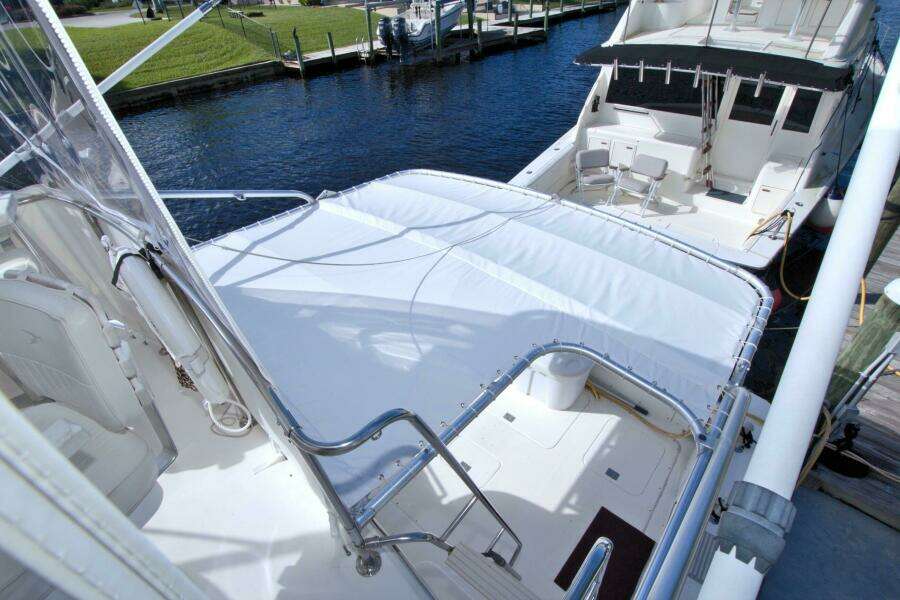 Surface Interval IV 33ft Bertram Yacht For Sale
