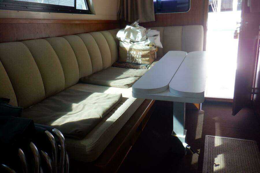 Surface Interval IV 33ft Bertram Yacht For Sale