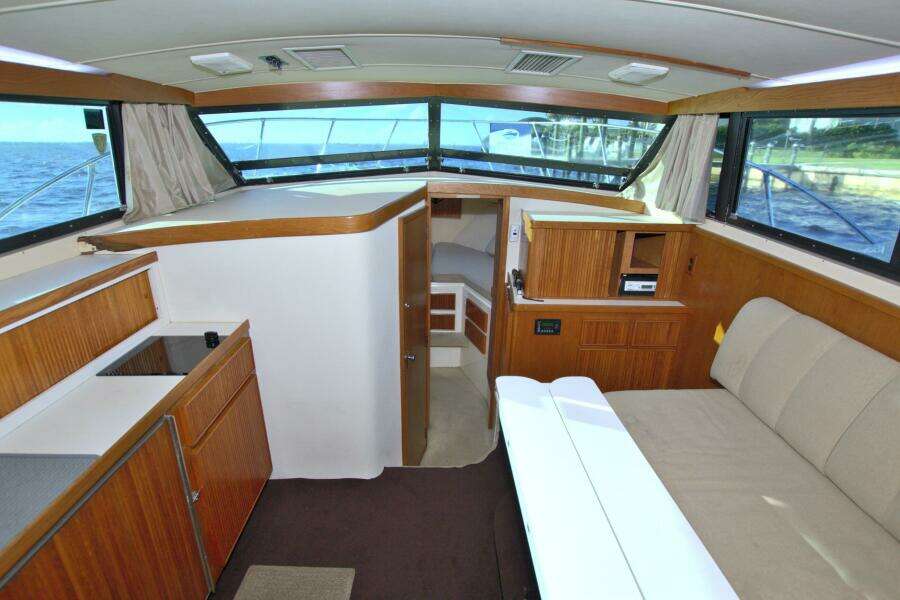 Surface Interval IV 33ft Bertram Yacht For Sale