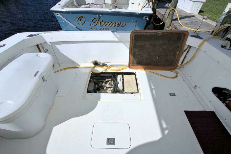 Surface Interval IV 33ft Bertram Yacht For Sale