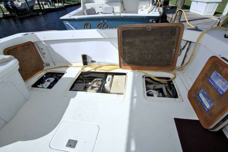 Surface Interval IV 33ft Bertram Yacht For Sale