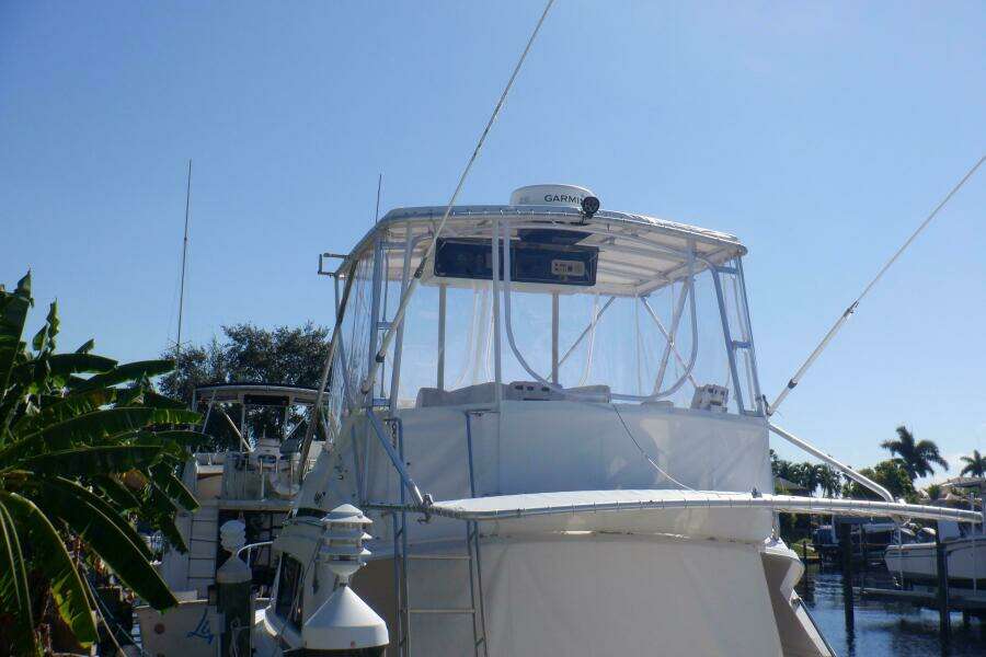 Surface Interval IV 33ft Bertram Yacht For Sale