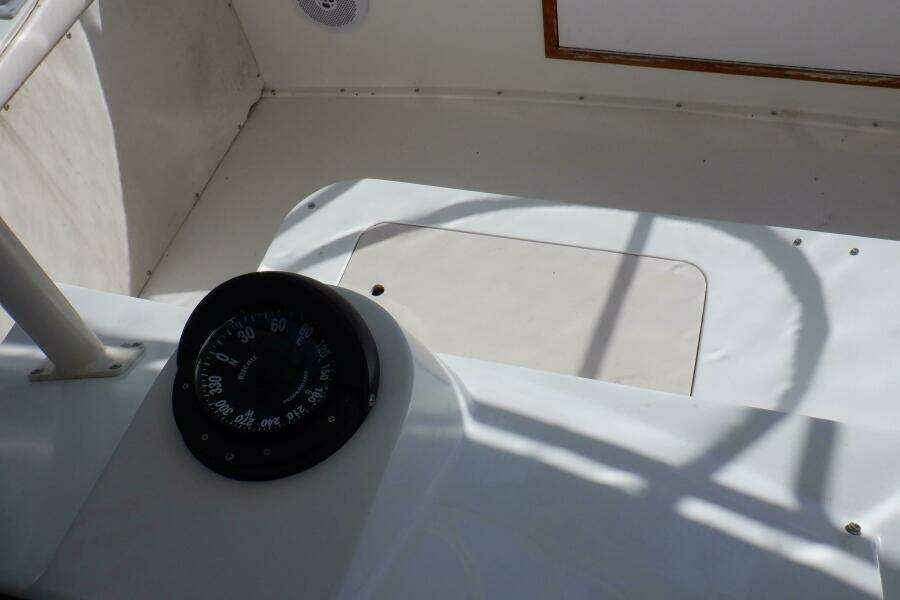 Surface Interval IV 33ft Bertram Yacht For Sale