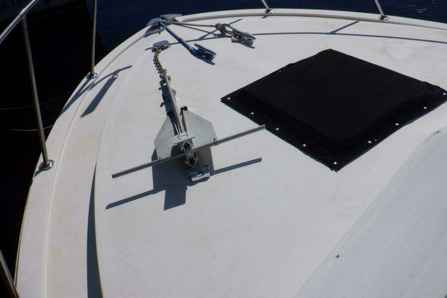 Surface Interval IV 33ft Bertram Yacht For Sale