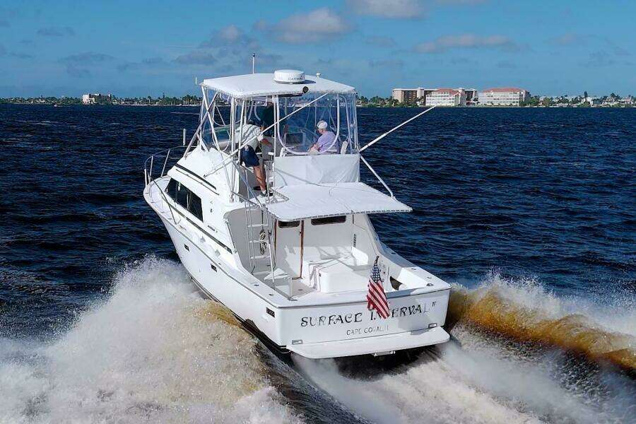 Surface Interval IV 33ft Bertram Yacht For Sale