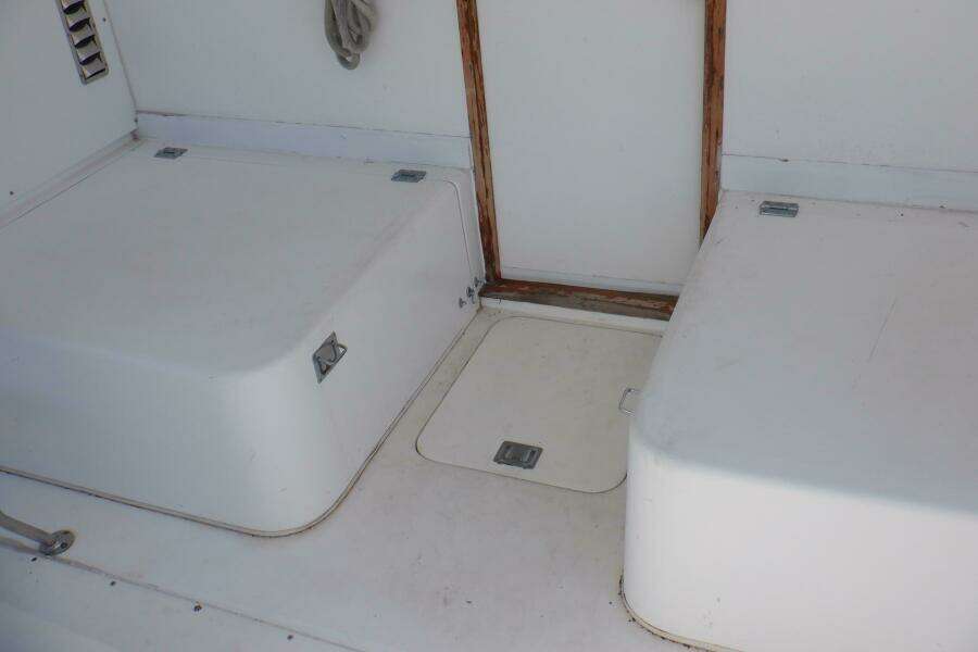 Surface Interval IV 33ft Bertram Yacht For Sale