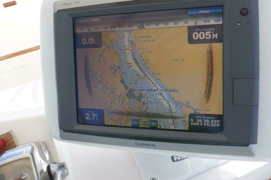 Surface Interval IV 33ft Bertram Yacht For Sale