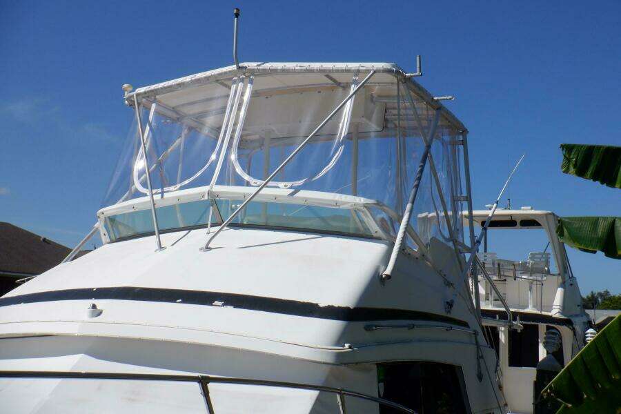 Surface Interval IV 33ft Bertram Yacht For Sale