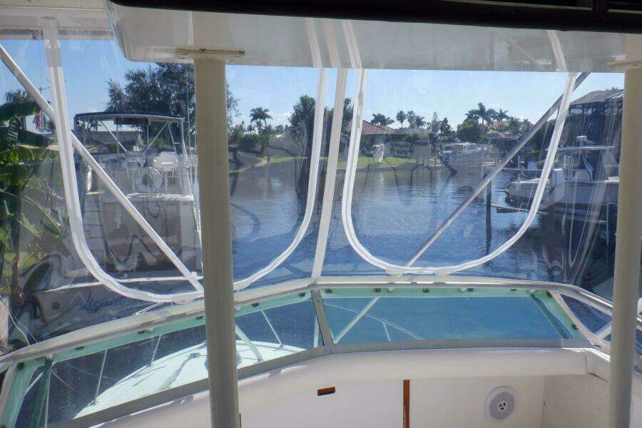 Surface Interval IV 33ft Bertram Yacht For Sale