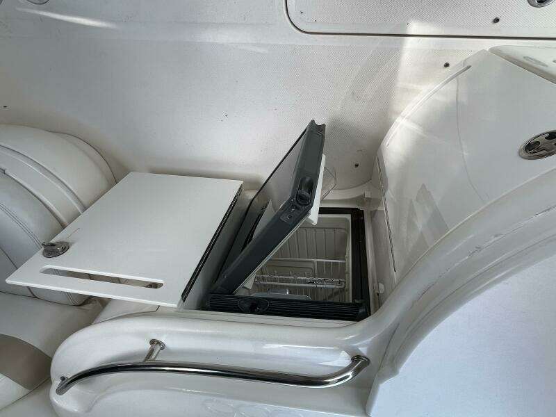 29ft Sea Ray Yacht For Sale
