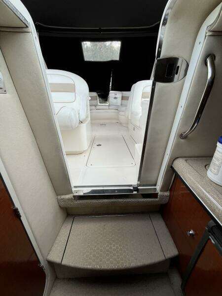 29ft Sea Ray Yacht For Sale