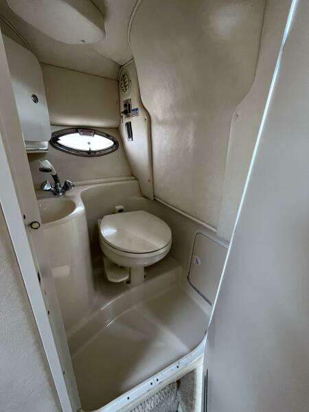 29ft Sea Ray Yacht For Sale