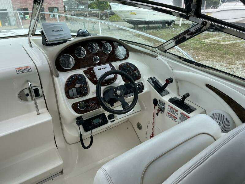 29ft Sea Ray Yacht For Sale