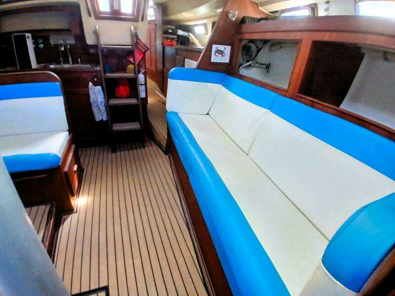 Aloha 41ft Morgan Yacht For Sale