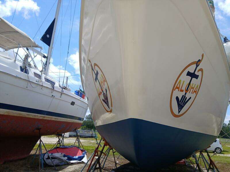 Aloha 41ft Morgan Yacht For Sale