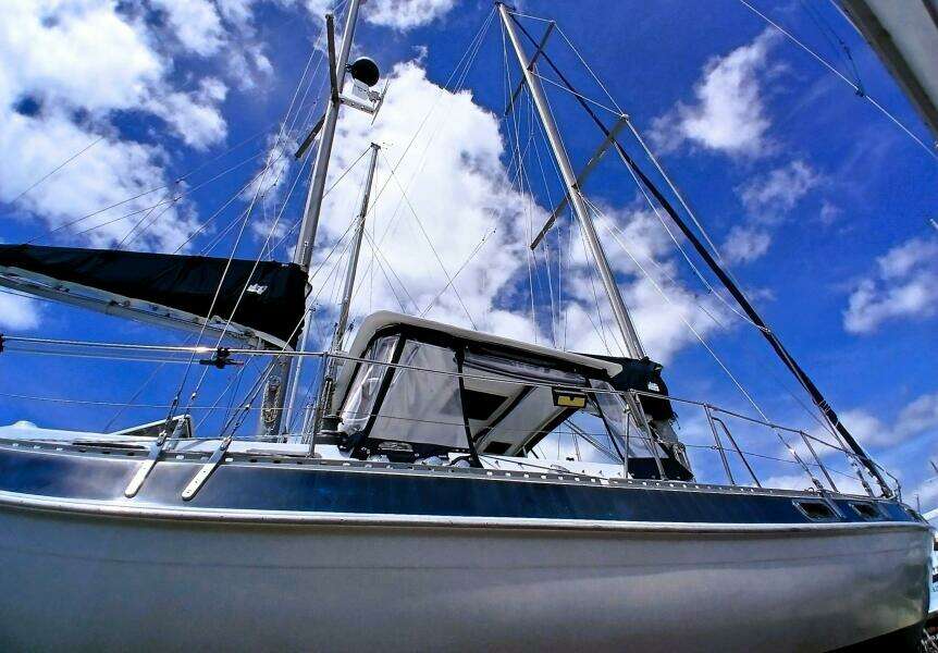 Aloha 41ft Morgan Yacht For Sale