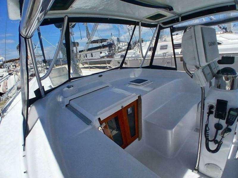 Aloha 41ft Morgan Yacht For Sale