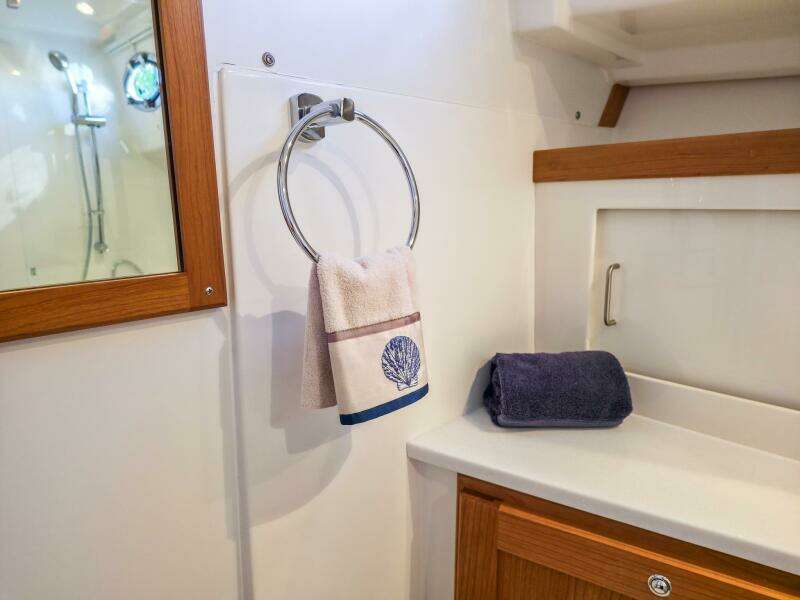 41ft Back Cove Yacht For Sale