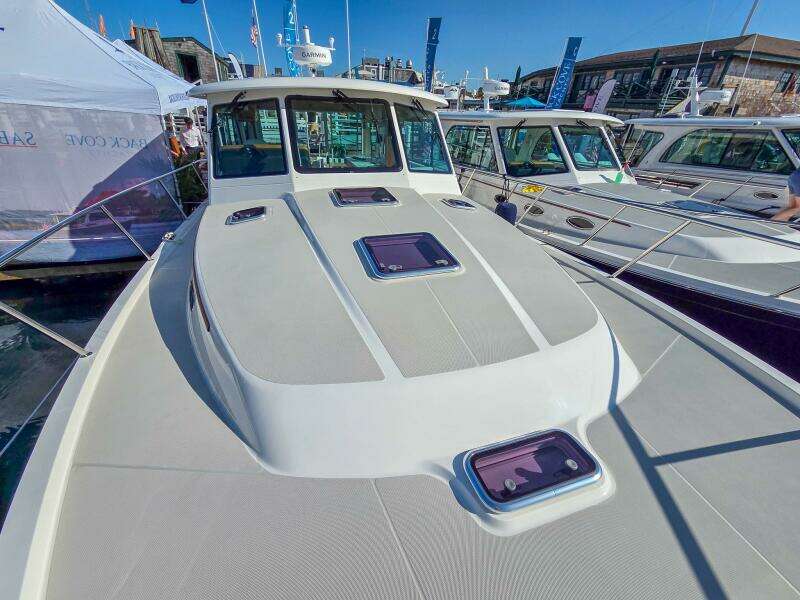 41ft Back Cove Yacht For Sale