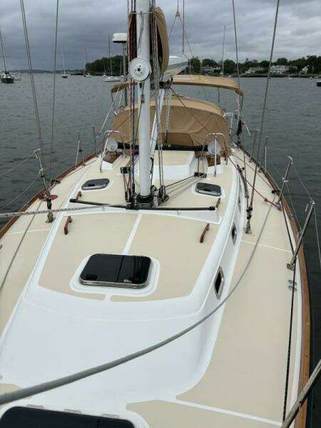 Nightwatch 37ft Tartan Yacht For Sale