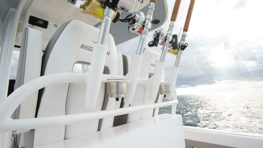 28ft Regulator Yacht For Sale