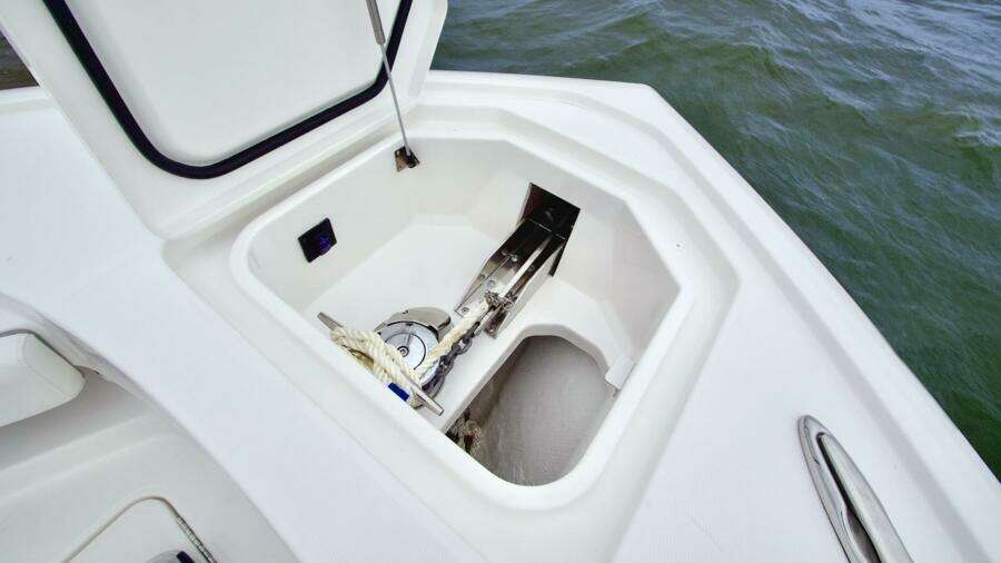 28ft Regulator Yacht For Sale
